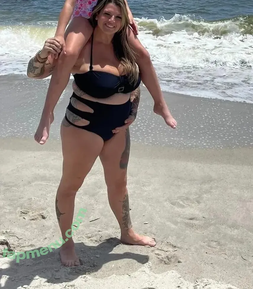 Chelsea Hammill nude photo #0158 (chelshamm)