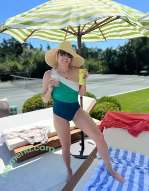 Chelsea Handler / chelseacockhandler / chelseahandler nude photo #0219
