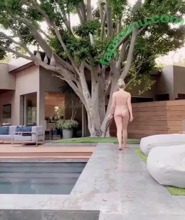 Chelsea Handler nude photo #0044 (chelseacockhandler / chelseahandler)