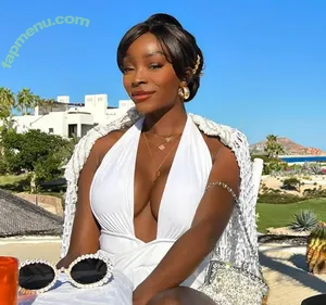 Chelsea Lazkani / chelsealazkani nude photo #0019