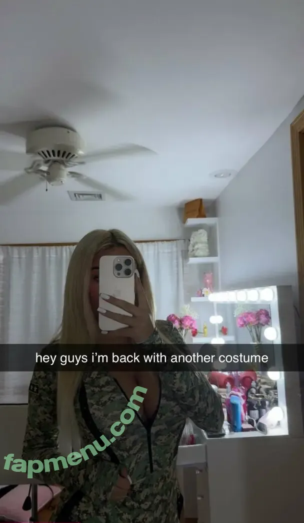 Chelsea Lucia nude photo #0016 (chelseaa_a3 / chelsluciaxx)