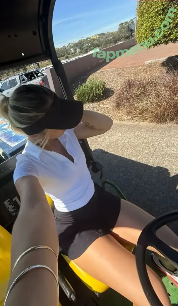 Chelsea Pearce nude photo #0223 (chelseampearce / whitegirlfiles)