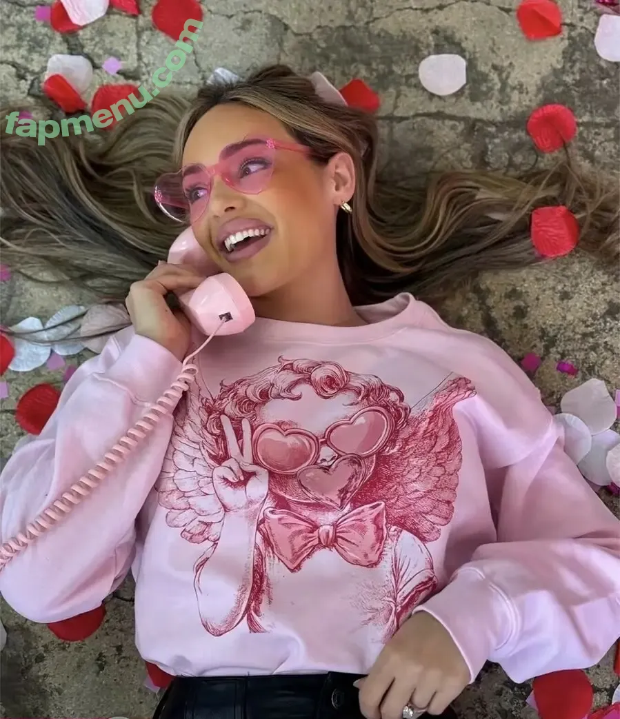 Chelsea Sommers nude photo #0337 (chelseasommers_)