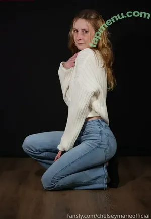 chelseymarieofficial / chelseyy_mariee nude photo #0008