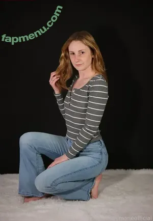 chelseymarieofficial / chelseyy_mariee nude photo #0025