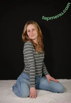 chelseymarieofficial / chelseyy_mariee nude photo #0028