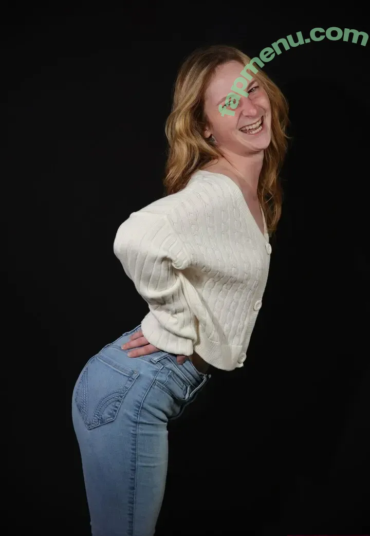 chelseymarieofficial nude photo #0010 (chelseyy_mariee)