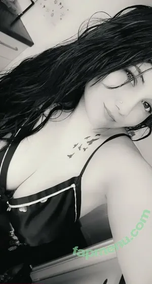 Chelzbcfcburke nude photo #0007