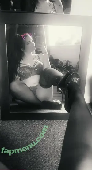 Chelzbcfcburke nude photo #0019