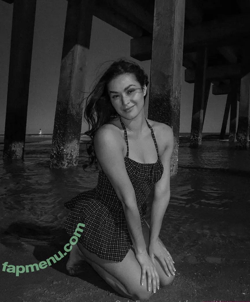 chemwithwren nude photo #0018 (chemwithwren)