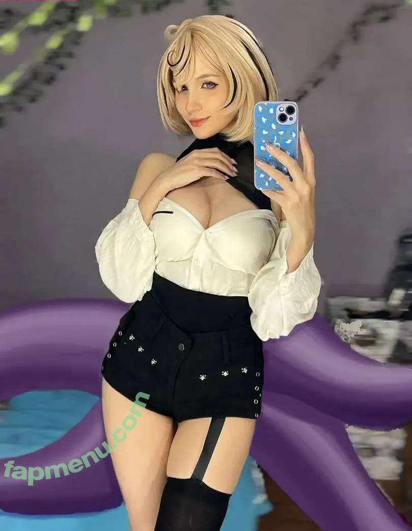 Cheremsha nude photo #0204 (cheremsha_cosplay / honeycheree)