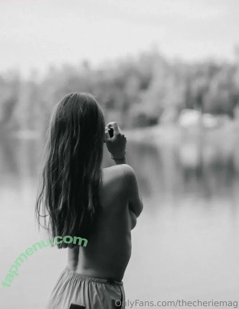 Cheriefatale nude photo #0085 (baredarla / the_cherie)