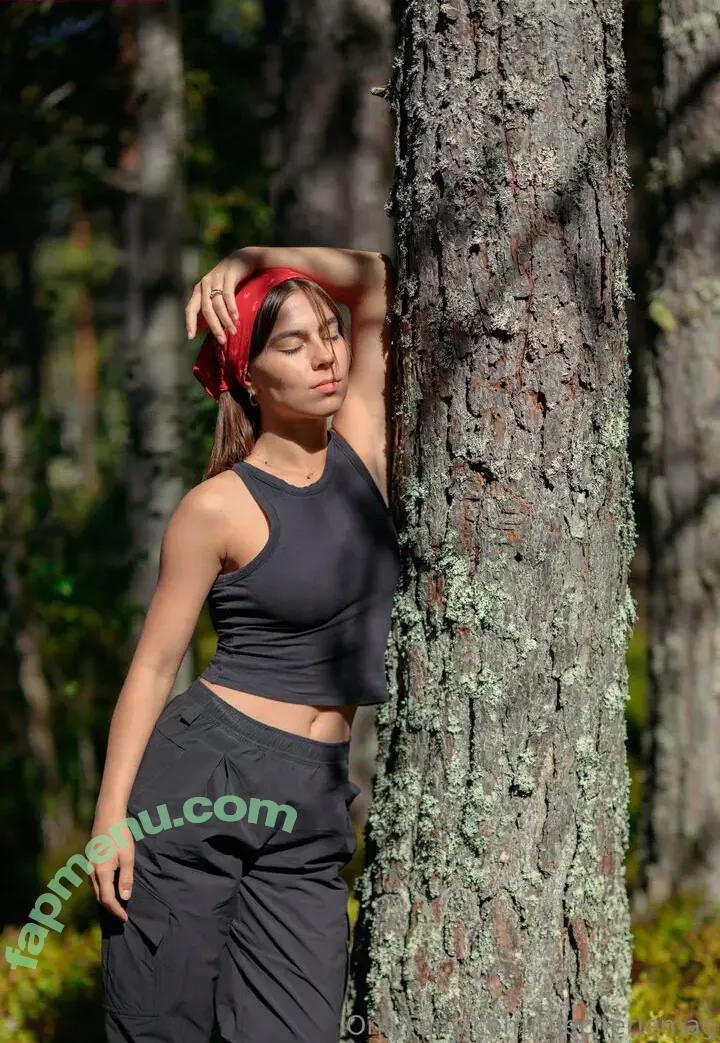 Cheriefatale nude photo #0101 (baredarla / the_cherie)