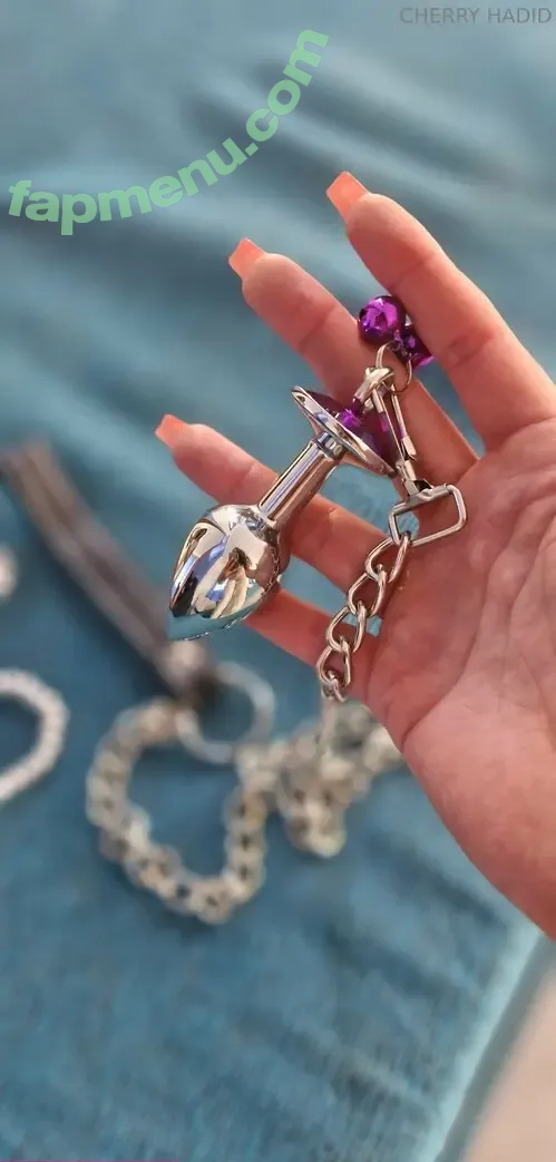 cherry_hadid nude photo #0029 (cherry.hadid)