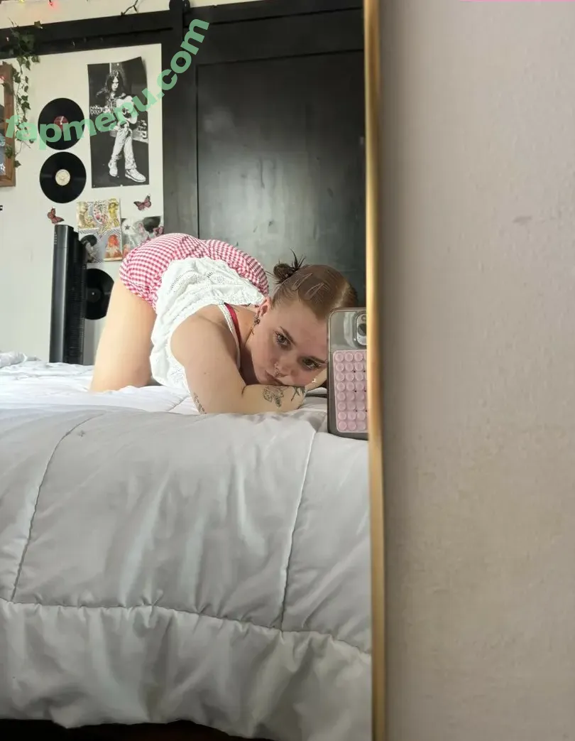 cherrygrlfrnd nude photo #0003 (cherrygrlfrnd)