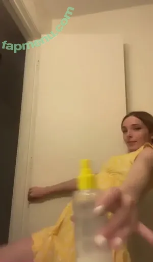  nude photo #0005