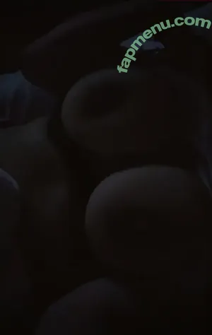  nude photo #0005