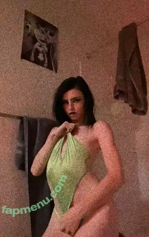  nude photo #0001
