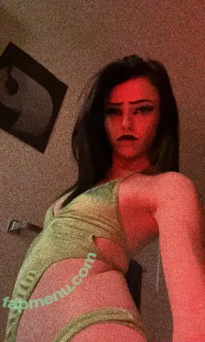  nude photo #0002