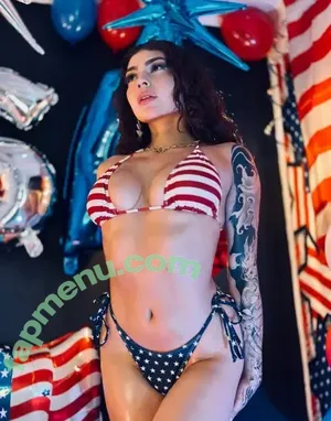 Cherryy_bomb_ / cherrylovebombb / lauraax007 nude photo #0002