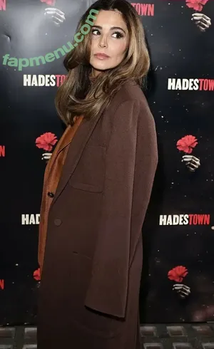 Cheryl Cole / cherylofficial nude photo #0192