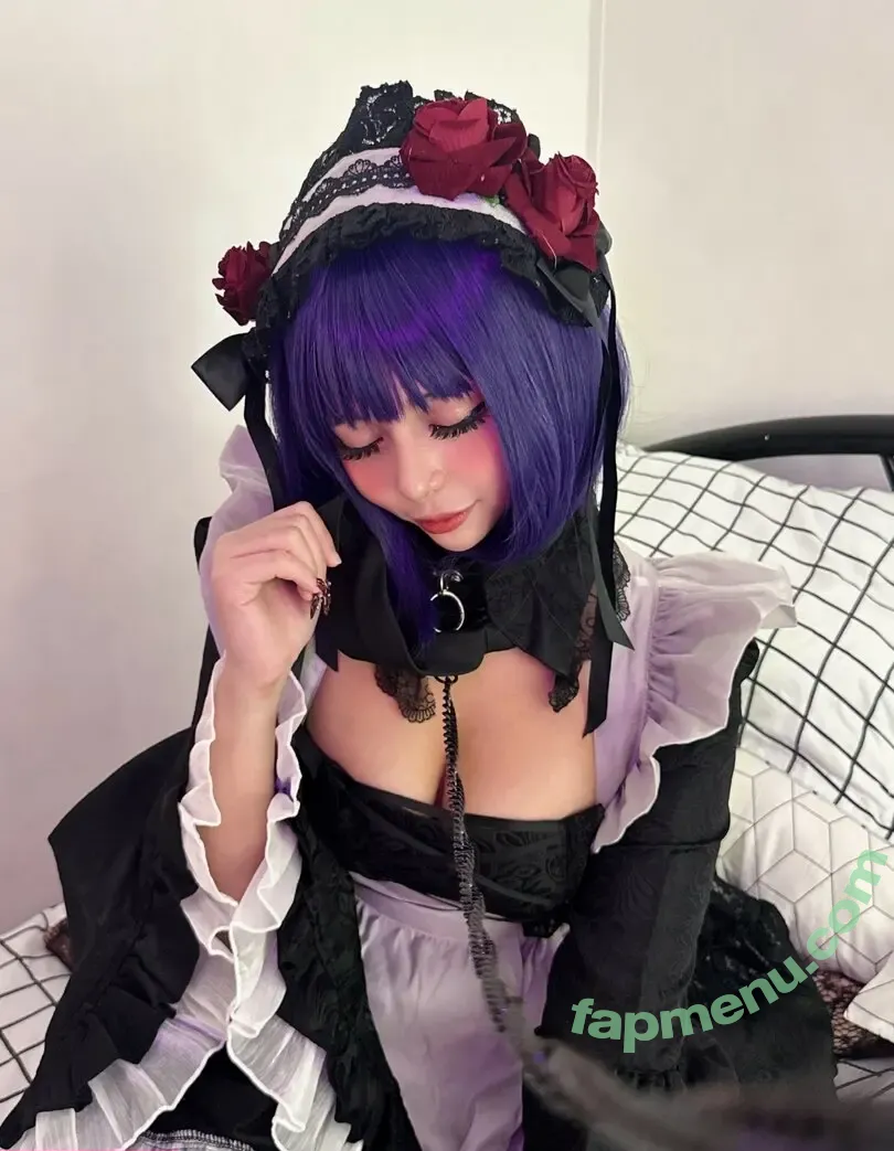 Chescakeuu nude photo #0044 (cmaggiofree)