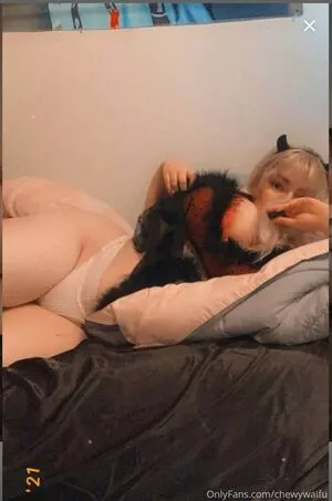 Chewys.melons / Chewy_waifu / chewtastic_chewy nude photo #0122