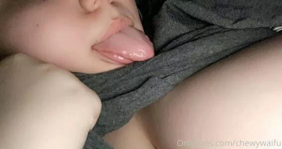 Chewys.melons / Chewy_waifu / chewtastic_chewy nude photo #0161
