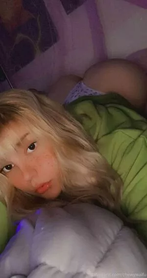 Chewys.melons / Chewy_waifu / chewtastic_chewy nude photo #0192