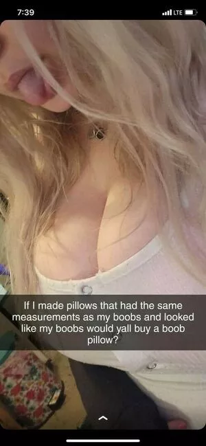 Chewys.melons / Chewy_waifu / chewtastic_chewy nude photo #0262