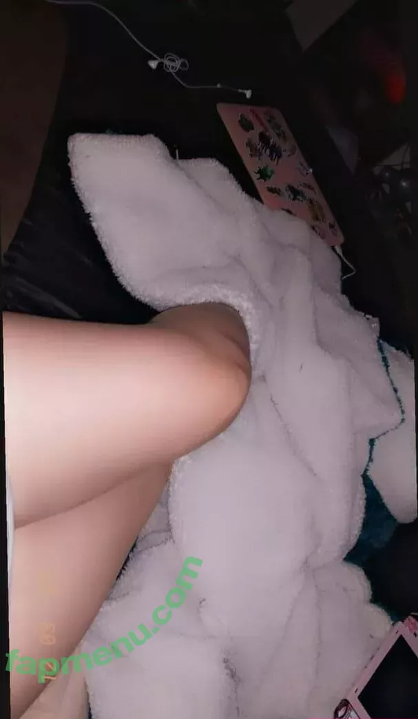 Chewys.melons nude photo #0087 (Chewy_waifu / chewtastic_chewy)