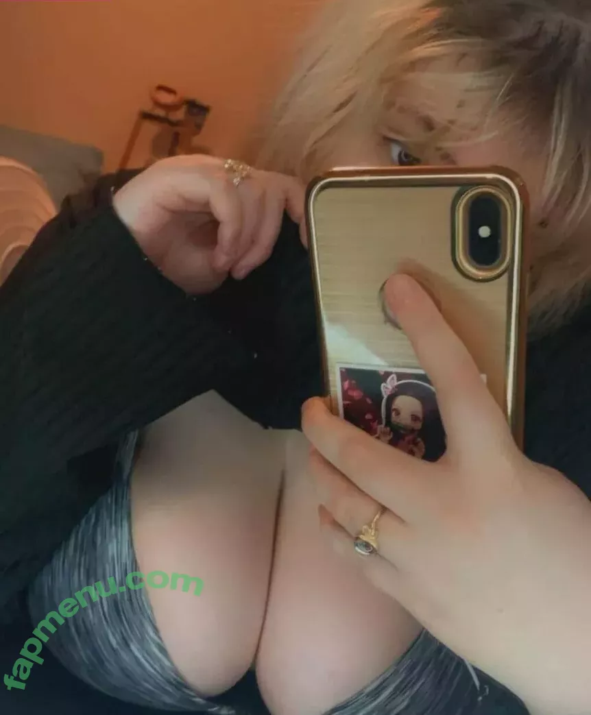 Chewys.melons nude photo #0097 (Chewy_waifu / chewtastic_chewy)