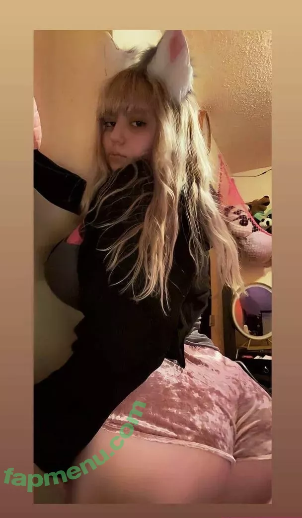Chewys.melons nude photo #0172 (Chewy_waifu / chewtastic_chewy)