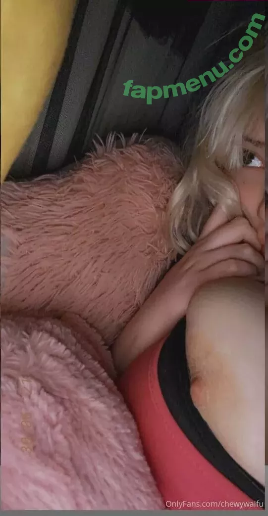 Chewys.melons nude photo #0183 (Chewy_waifu / chewtastic_chewy)