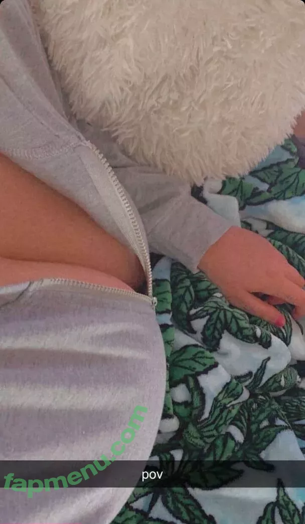 Chewys.melons nude photo #0198 (Chewy_waifu / chewtastic_chewy)