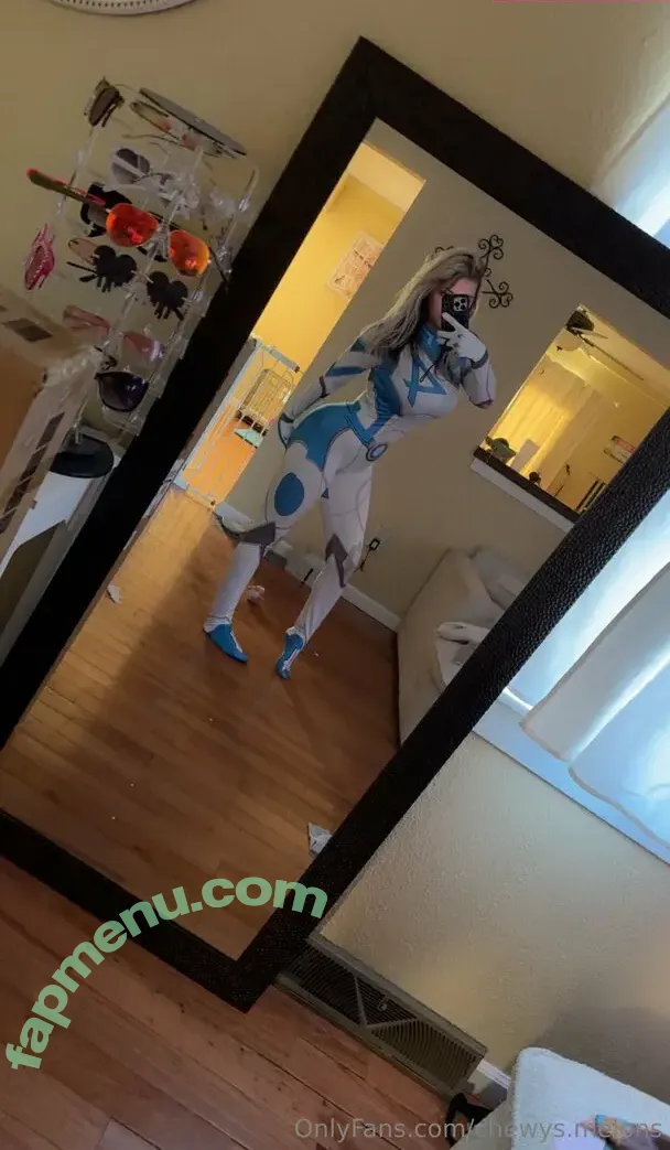 Chewys.melons nude photo #0519 (Chewy_waifu / chewtastic_chewy)