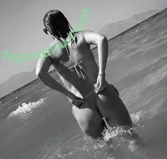 Cheyenne Pahde nude photo #0023 (cheyennepahde)