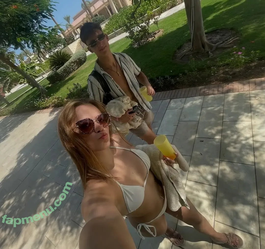 cheyenne.wersonst nude photo #0024 (cheyennemariella49)