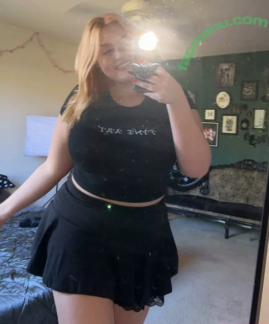 Cheyenne nude photo #0059 (cheybxbbles / cheyennecc_)