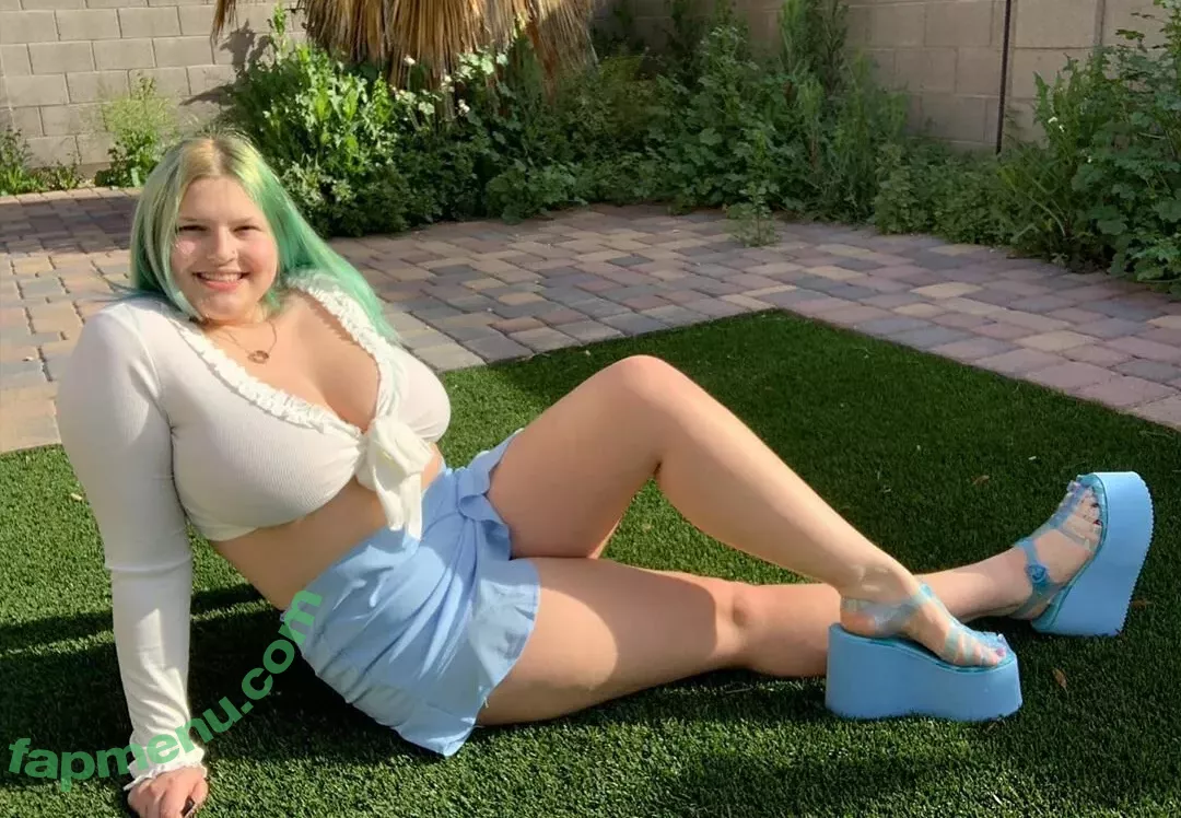 Cheyenne nude photo #0109 (cheybxbbles / cheyennecc_)