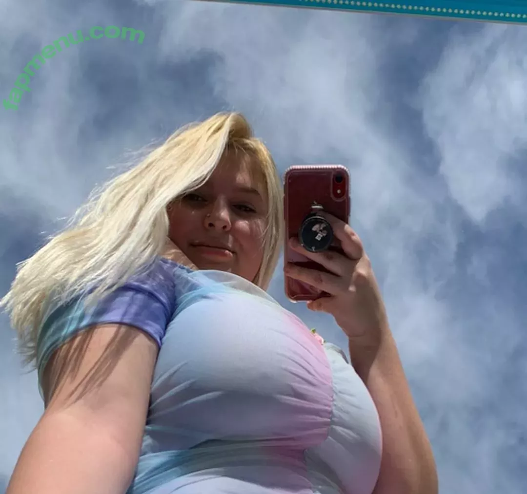 Cheyenne nude photo #0119 (cheybxbbles / cheyennecc_)