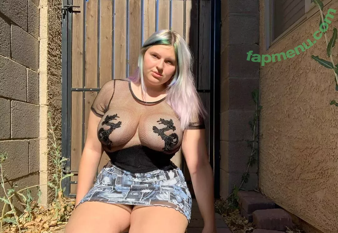 Cheyenne nude photo #0151 (cheybxbbles / cheyennecc_)