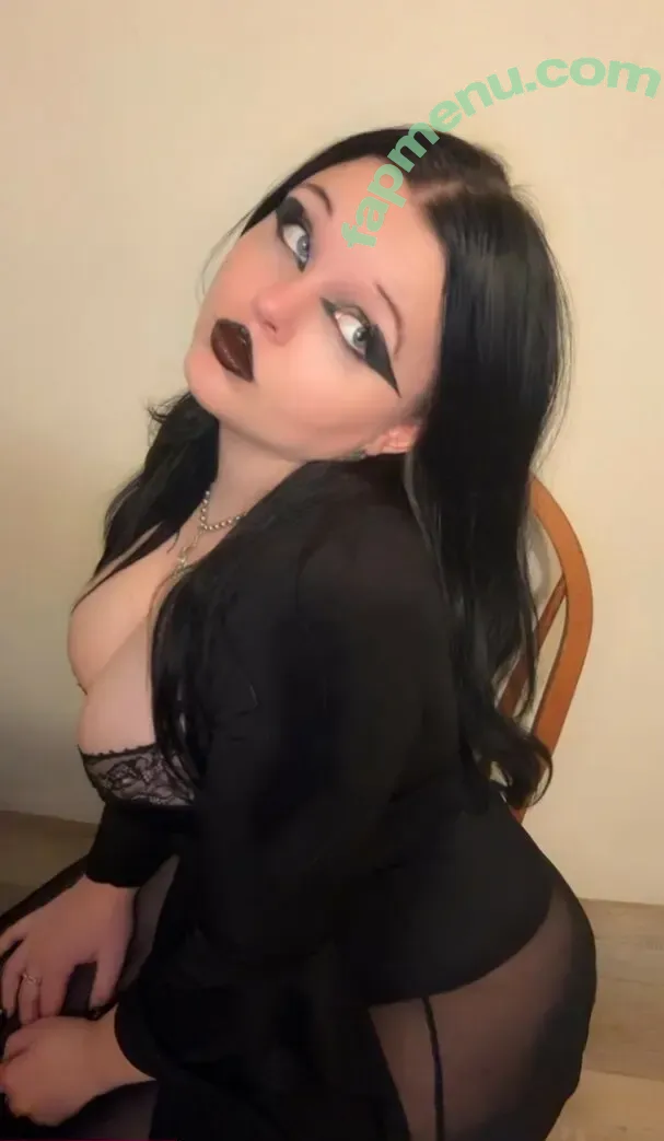 Cheyenne nude photo #0389 (Cheyenne14 / cheyenne.14_ / cheyennecc_)