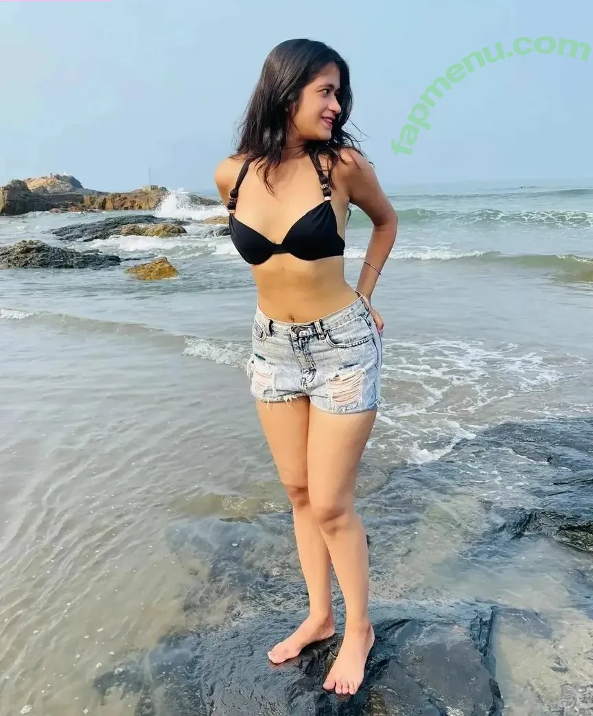 Chhavi Sharma nude photo #0003 (chhavii12)