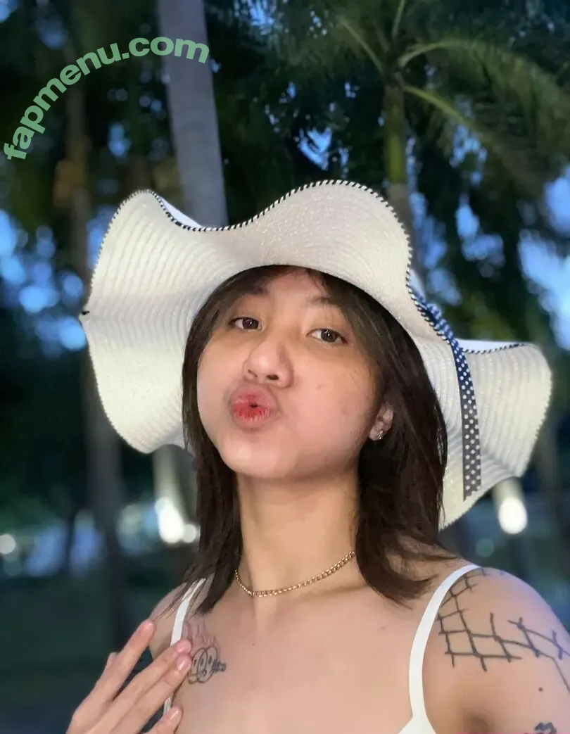 chi_chibabes nude photo #0039 (chi_chibabe)