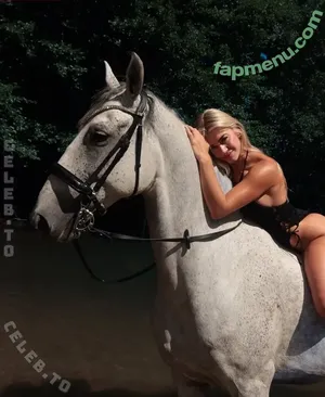 Chiara Antonella / chiara.merkl / chiiara_antonella nude photo #0278