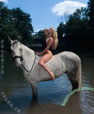 Chiara Antonella / chiara.merkl / chiiara_antonella nude photo #0279