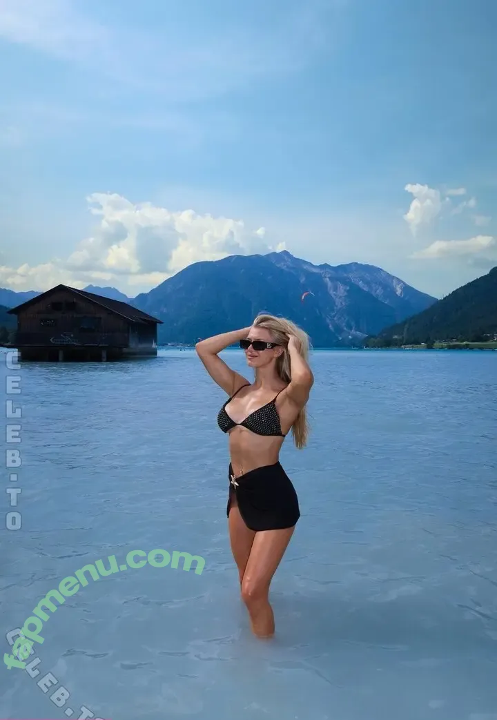 Chiara Antonella nude photo #0285 (chiara.merkl / chiiara_antonella)