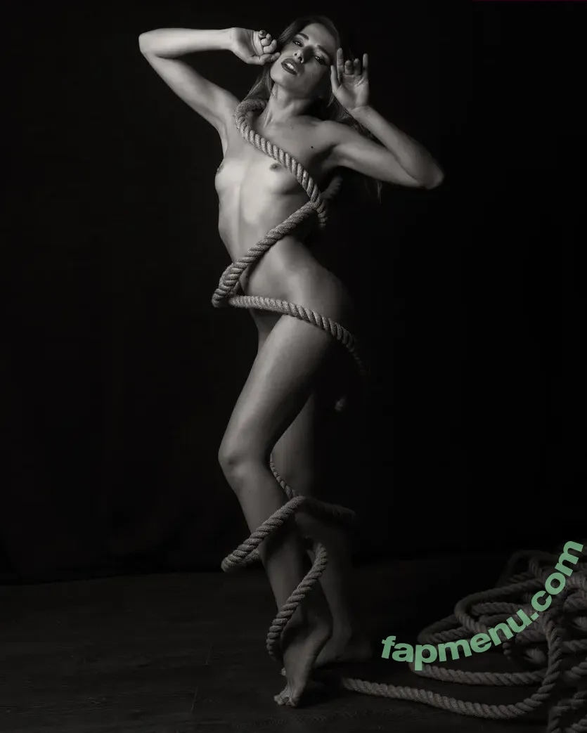 Chiara Bianchino nude photo #0630 (chiarab_model / chiarabianchino / deadly_nightshade_photomodel)