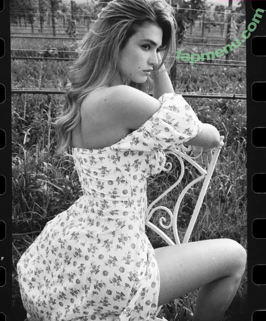 Chiara Costalunga nude photo #0225 (imchiaracosta)